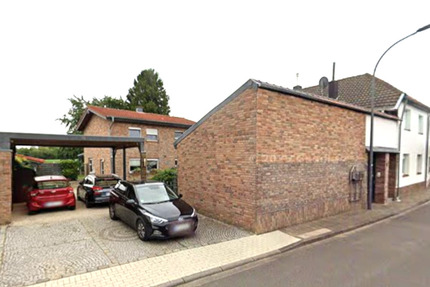 Mehrgenerationenhaus mit zwei Wohnhäusern + großem Grundstück - Baesweiler