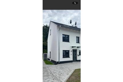 Einfamilienhaus Doppelhaushälfte Familie - Müllheim