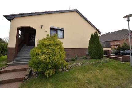 Haus zum Kaufen in Ueckermünde 248.000,00 € 180 m²