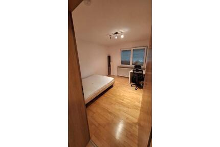 Frauen WG Für Studenten, Arbeiter (möbiliert) in Mosbach