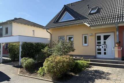 Haus zum Mieten in Bad Köstritz 1.500,00 € 130 m²