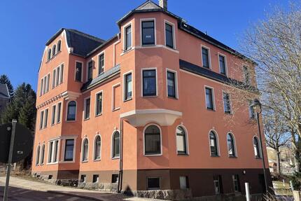 Helle 3-Zi Wohnung gemütliches Wohnen mit charmantem Erker – frisch renoviert & sofort einziehen - Eibenstock