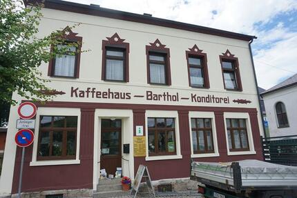 Wohn- und Geschäftshaus in Erlbach - Markneukirchen