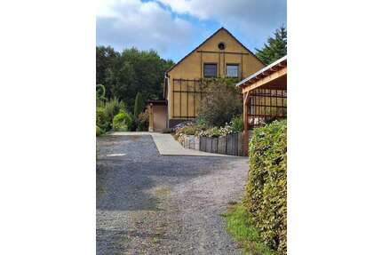 Haus zum Kaufen in Kamenz 130.000,00 € 179 m²
