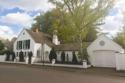 Haus zum Kaufen in Meerbusch 3.200.000,00 € 266 m²