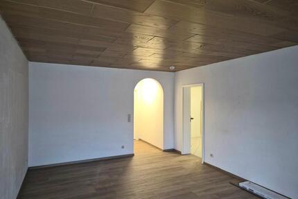 2 ZKB Wohnung in Eckfeld (60 qm), inkl. Einbauküche - Manderscheid