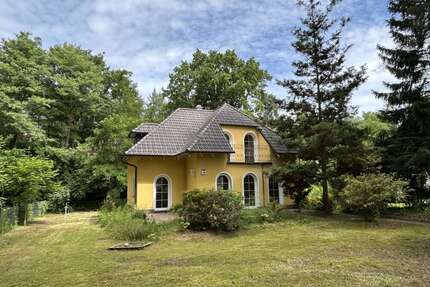 Haus zum Kaufen in Zühlsdorf 425.000,00 € 101.83 m²