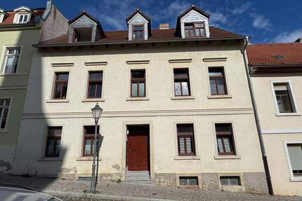 Vollvermietetes 6 Fam. Haus in sehr guter Lage von Bernburg