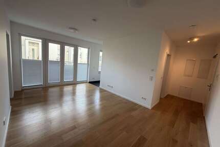 Wohnung zum Mieten in Berlin 760,00 € 52.41 m²