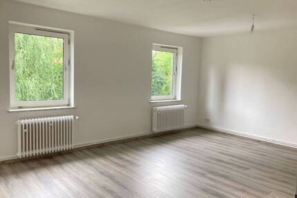 Geräumige 3-Zimmerwohnung - naturnahe Lage mit Top-Verkehrsanbindung (Musterbilder) - Salzgitter Lebenstedt