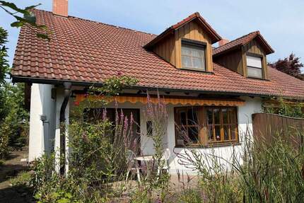 Herrliche Doppelhaushälfte , ruhige Lage in Eching am Ammersee