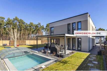 Haus zum Kaufen in Ludwigsfelde 999.000,00 € 185 m²