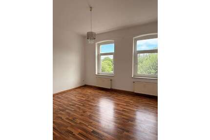 Wohnung zum Mieten in Crimmitschau 300,00 € 51.77 m²