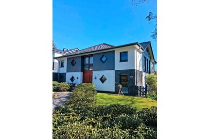 Moderne Dreizimmerwohnung mit Garten zu verkaufen - Oldenburg Etzhorn