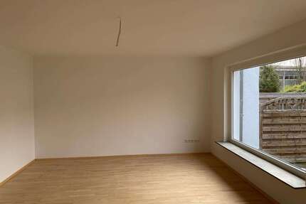 Haus zum Mieten in Celle 1.300,00 € 136 m²