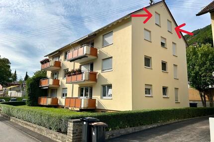Wunderschöne Dachgeschoss-Wohnung in ruhiger Lage - provisionsfre - Bad Urach