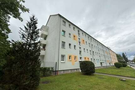 Wohnung zum Kaufen in Weißenfels 69.900,00 € 59 m²