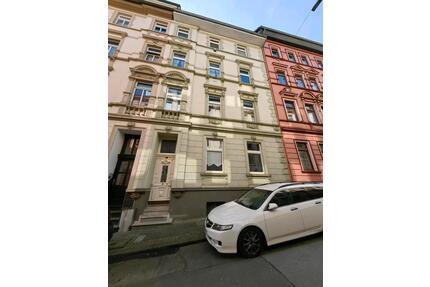 Gepflegtes Mehrfamilienhaus in Wuppertal Zentrum