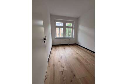 Wohnung zum Mieten in Zwickau 375,00 € 56.57 m²