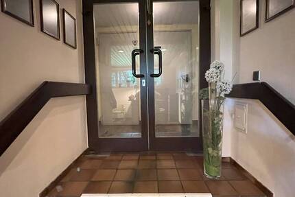 Gewerberäume (Massage Praxis) - 350.000,00&nbsp;EUR Kaufpreis, in Ratingen (PLZ: 40883) Hösel