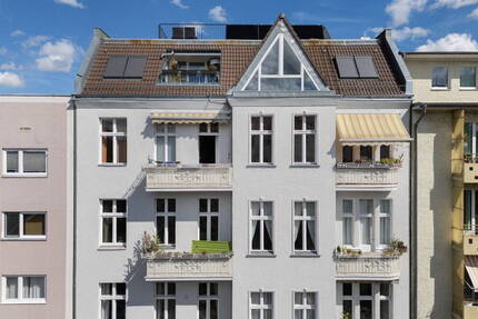 Jetzt investieren: Vermietete Altbauwohnung Friedenau - provisionsfrei mit AfA (RND) - Berlin Schöneberg