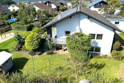 Bezugsfrei: Haus mit Weitsicht in Top-Lage von Metten !