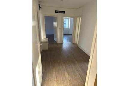 Für Studenten 3er WG!!! großzügige 3 ZKB - Wohnung in Kumpfmühl - Regensburg Ganghofersiedlung