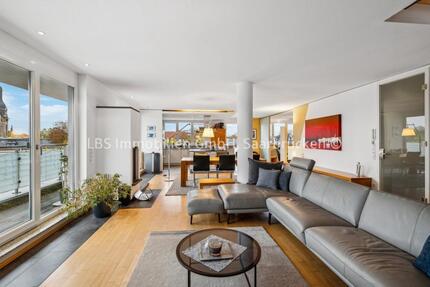 Exklusive Penthouse-Wohnung mit Dachgarten über den Dächern der Stadt Saarlouis