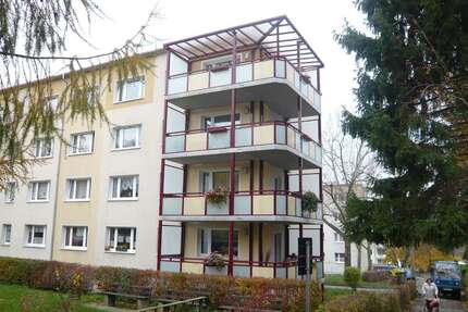 Wohnung zum Mieten in Zeulenroda-Triebes 320,00 € 58.33 m²