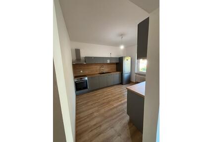 Großzügige 190 qm Wohnung - Erstbezug nach Sanierung mit Balkon - Ebrach