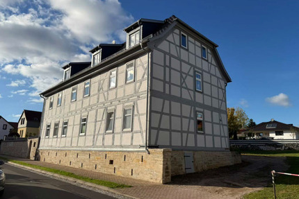 Exklusive Erdgeschosswohnung im liebevoll sanierten Einzeldenkmal – mit Terrasse und großem Garten - Hörselberg-Hainich