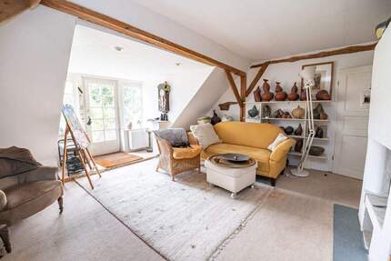 Viel Platz und Möglichkeiten: Charmantes Ein- oder Zweifamilienhaus mit großer Scheune in Kutenholz