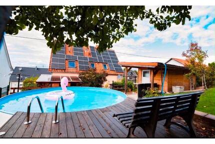 Freistehendes Haus mit Pool & PV ( Sackgasse ) - Heusweiler