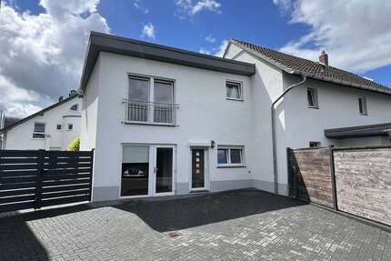 Haus zum Kaufen in Meckenheim 649.000,00 € 250 m²