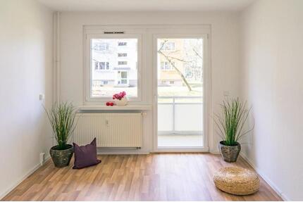 NEU sanierte 2-Raum-Wohnung mit Balkon - Chemnitz Kapellenberg
