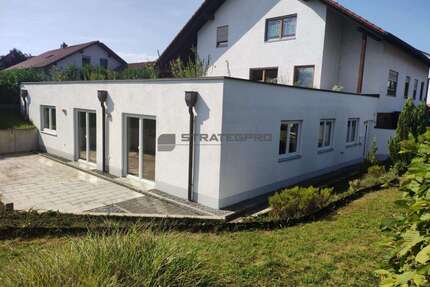 Haus zum Kaufen in Essenbach 850.000,00 € 379 m²