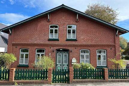 Historisches Ein- bis Zweifamilienhaus auf dem Land - Charme trifft modernen Komfort - Bergenhusen