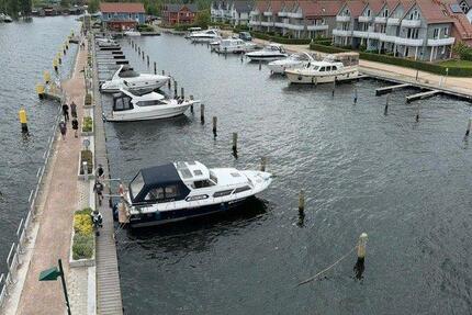 Plau am See am Leuchturm Bootsliegeplatz zu vermieten