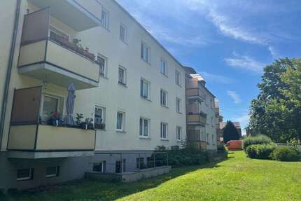 Wohnung zum Mieten in Calbe 300,00 € 49.18 m²