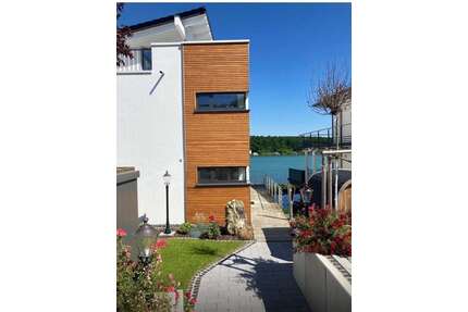 Haus zum Kaufen in Neukieritzsch 1.400.000,00 € 153 m²