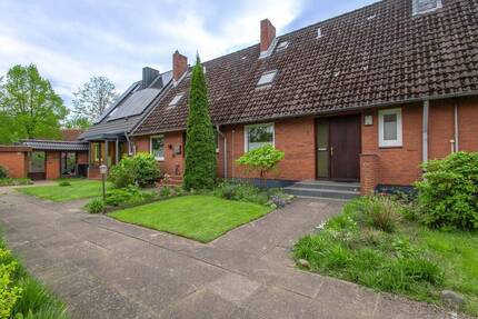 Gemütliches Reihenmittelhaus mit eigenem Stellplatz, Keller und sonniger Terrasse - Fockbek