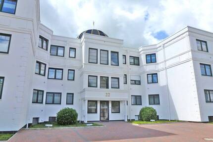 Gehobene Obergeschoss-Wohnung mit Lift, Südloggia und erstklassiger Einbauküche in Bad Zwischenahn zentrumsnahe Wohnlage