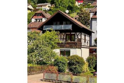 Haus zum Kaufen in Bad Wildbad im Schwarzwald 395.000,00 € 140 m²
