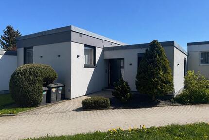 Reihen Bungalow zu Verkaufen - 550.000,00&nbsp;EUR Kaufpreis, ca.&nbsp; 105,00&nbsp;m&sup2; in Amberg (PLZ: 92224)
