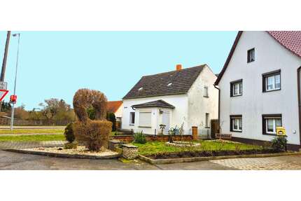 Haus zum Kaufen in Sangerhausen OT Oberröblingen 17.900,00 € 124 m²