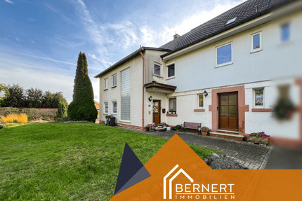 Gepflegtes Wohnhaus mit Charme und Ausbaupotential - zwei Einheiten mit Platz für neue Ideen - Marktzeuln