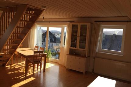 helle Dachgeschosswohnung mit großer Dachterrasse in Brilon Stadt