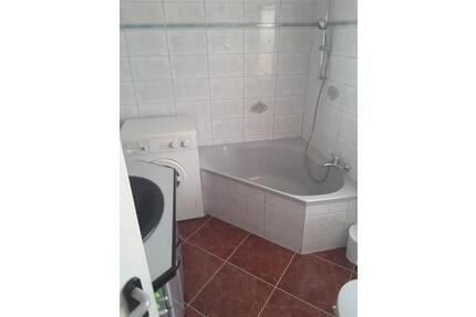 Schöne Wohnung in Eichelhardt - 370,00&nbsp;EUR Kaltmiete, ca.&nbsp; 55,00&nbsp;m&sup2; in Helmenzen (PLZ: 57612)