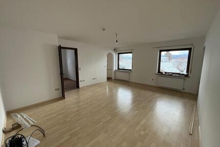 2 Zimmer Wohnung in Prutting - 975,00&nbsp;EUR Kaltmiete, ca.&nbsp; 57,00&nbsp;m&sup2; in Bad Endorf (PLZ: 83093)