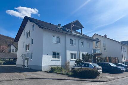 3‑Zimmer‑Wohnung 80qm im 1. Stock innerhalb einer 7‑WG‑Einheit. - Klingenberg am Main